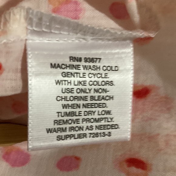 Liz Claiborne sleeveless Size Medium blouse net lace around neck 100% cotton. - Picture 11 of 11